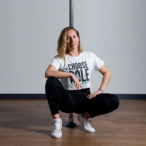 alex-3-pole-gym-instructor